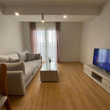 Sis Apartments Охрид Екстер'єр фото