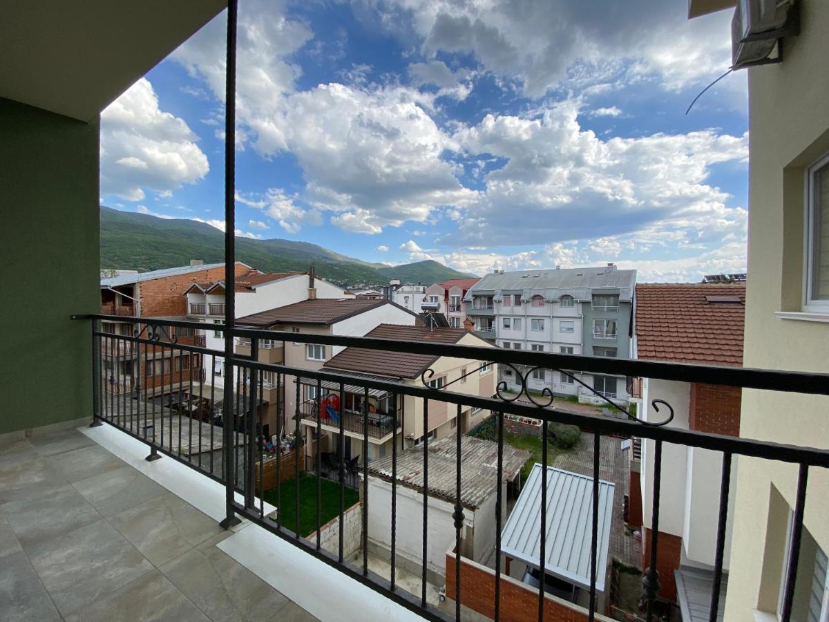 Sis Apartments Охрид Екстер'єр фото