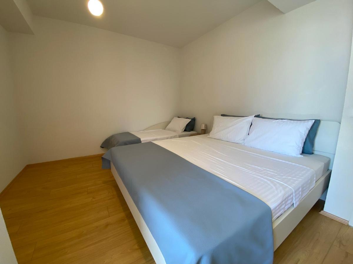 Sis Apartments Охрид Екстер'єр фото