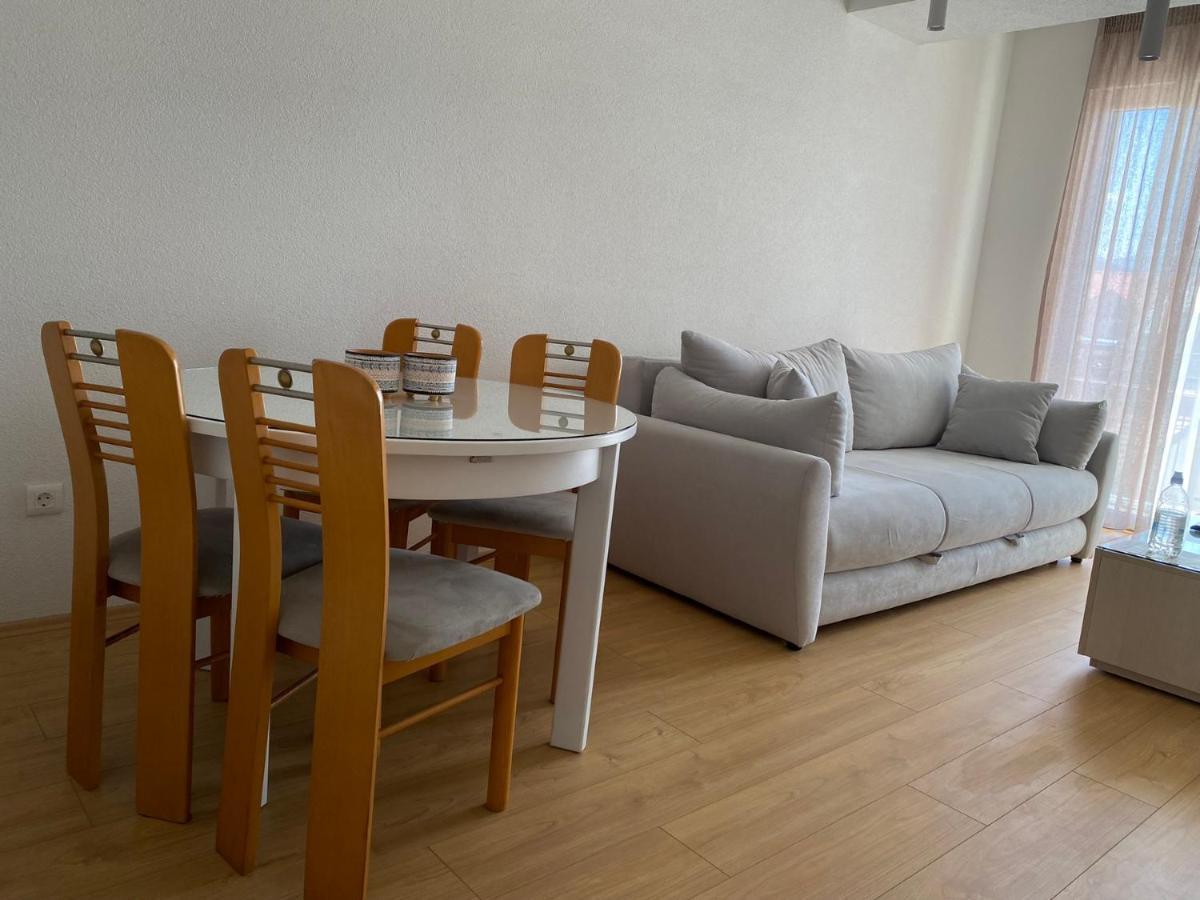 Sis Apartments Охрид Екстер'єр фото
