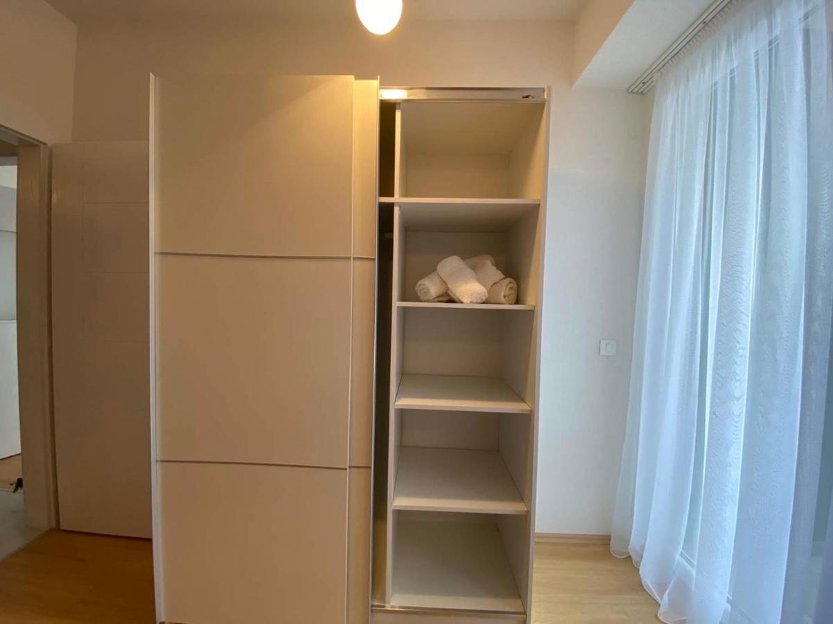 Sis Apartments Охрид Екстер'єр фото