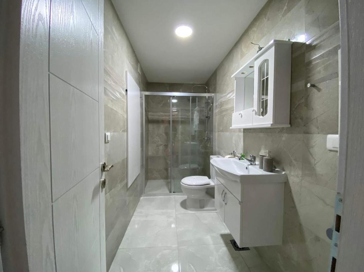 Sis Apartments Охрид Екстер'єр фото