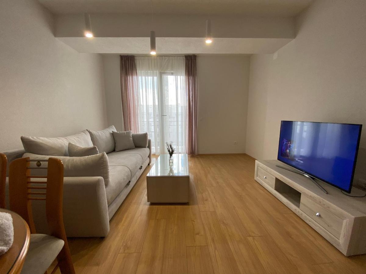 Sis Apartments Охрид Екстер'єр фото